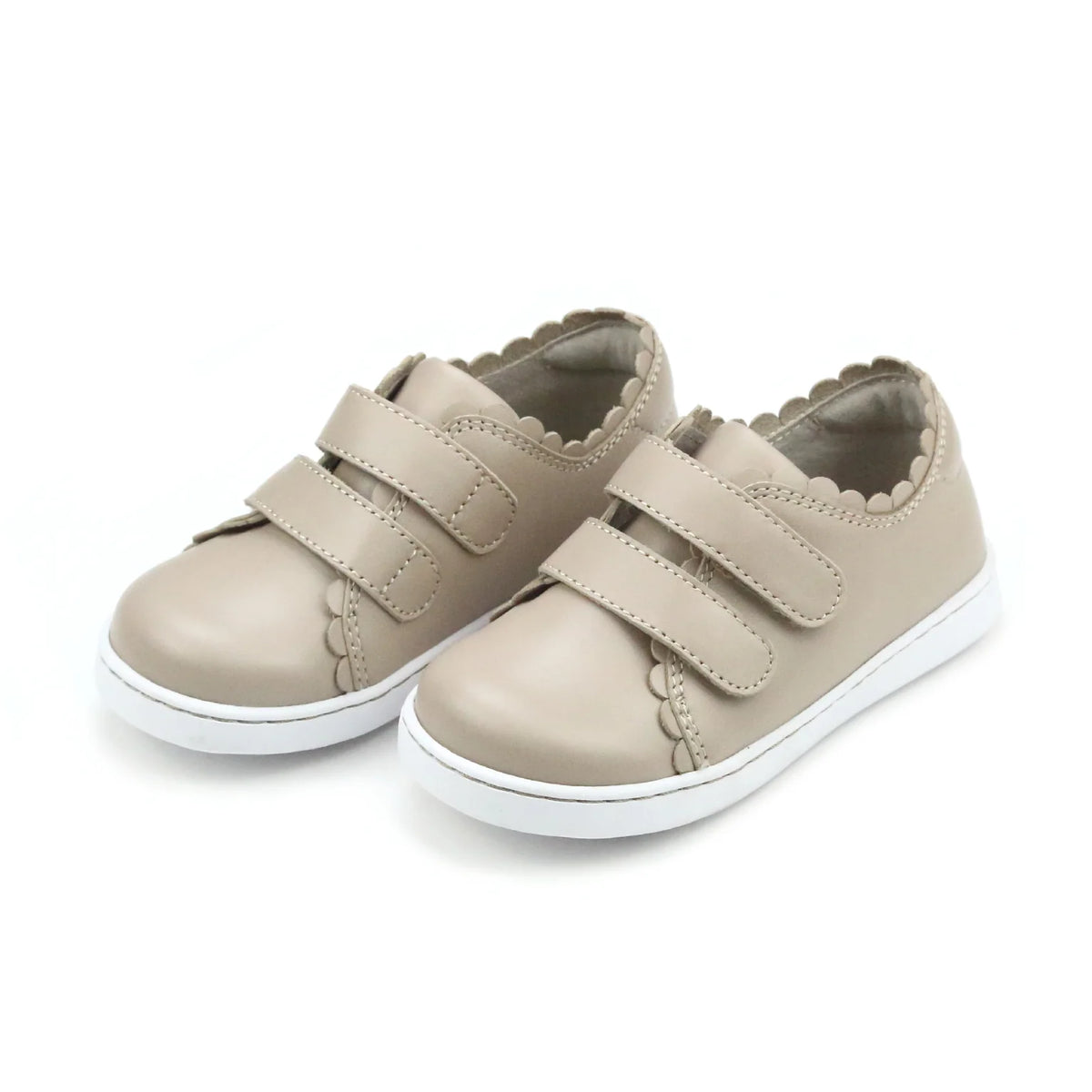 L'AMOUR- Caroline Scalloped Sneaker - Almond