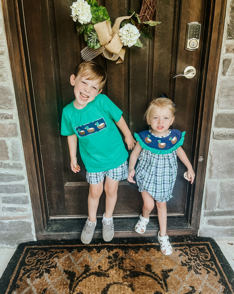 RTS: Ducks : Boys Smocked Short Set *Sz 5T*